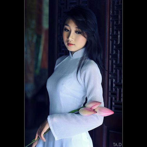 Mùa Xuân Trên TP Hồ Chí Minh Nhạc Đỏ Sôi Động